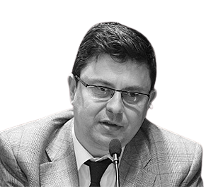 jose luis nuñez removebg preview