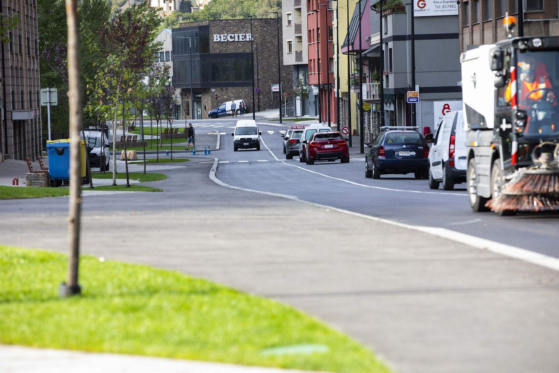 El tram de l'avinguda d'Enclar on s'han fet les actuacions de millora