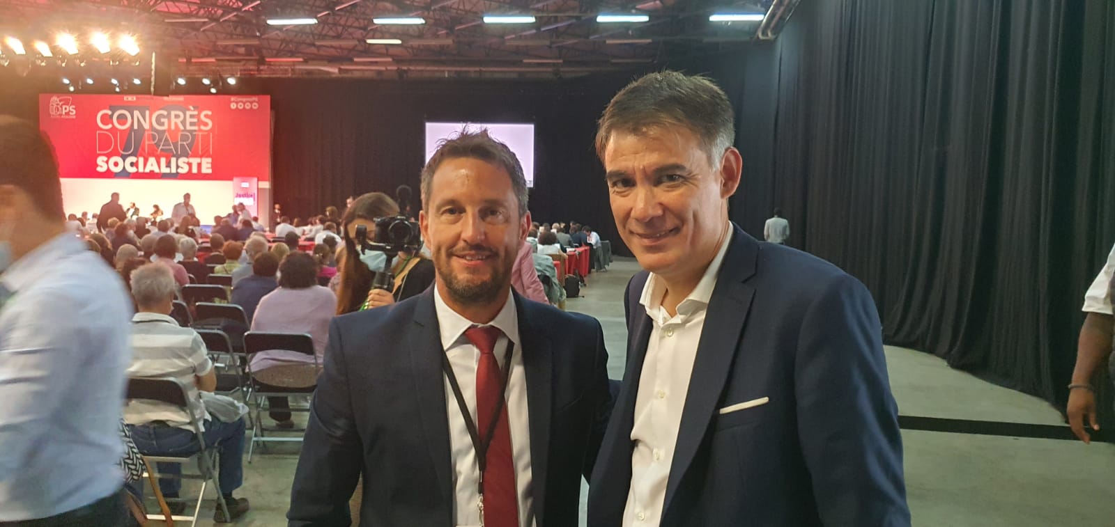 Pere López amb el líder socialista francès, Olivier Faure.