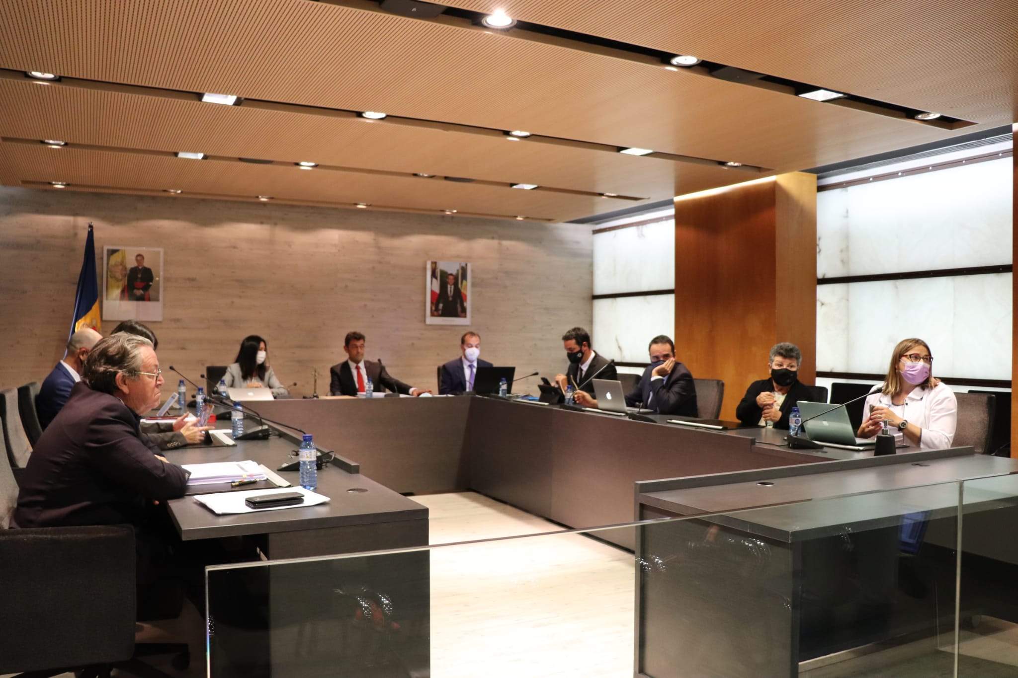 Un instant de la sessió del consell de comú d'Ordino