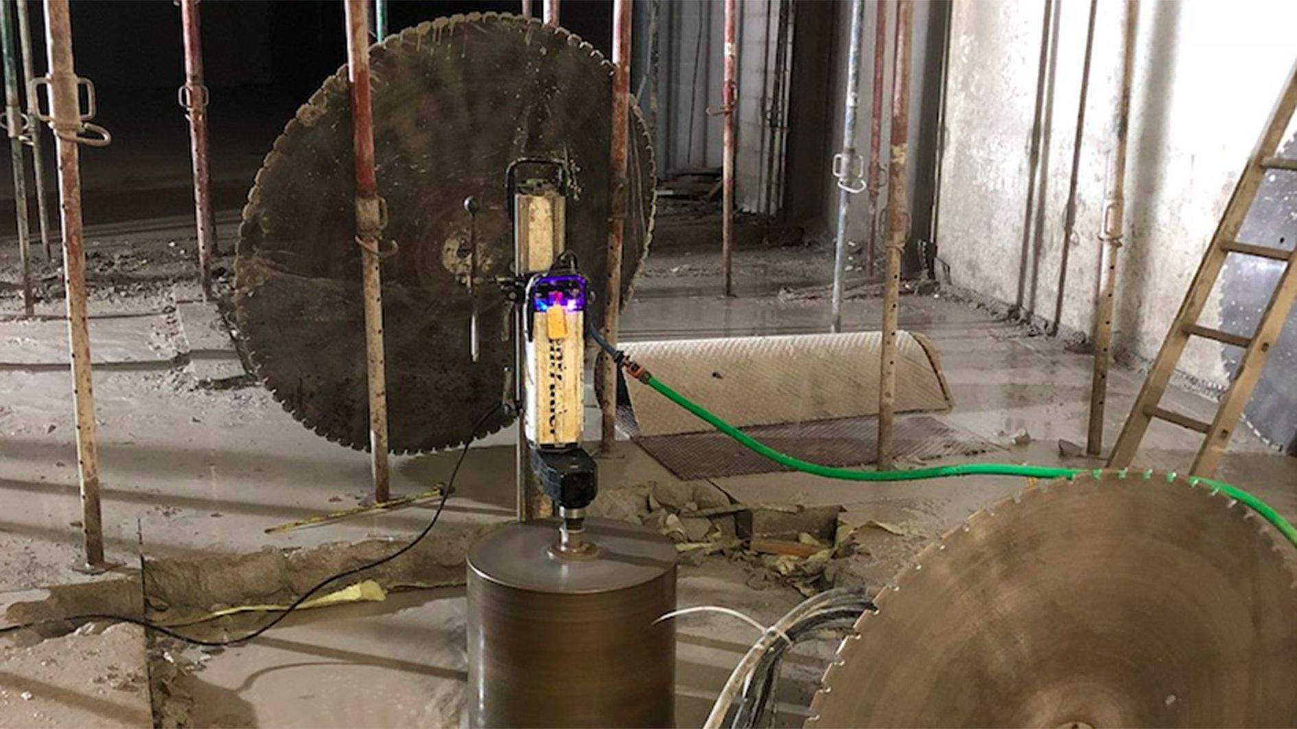 Maquinària de l'empresa actual de Tuneu, Cut SLU.