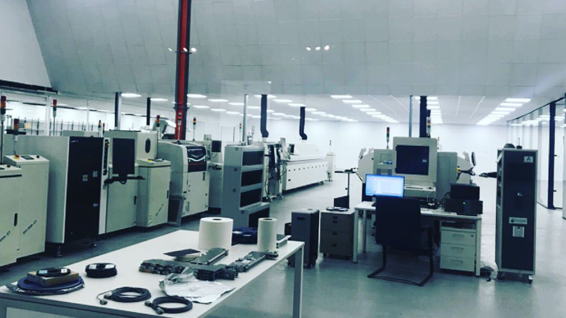 Instal·lacions de la suposada seu d'Arch Led a Catalunya.