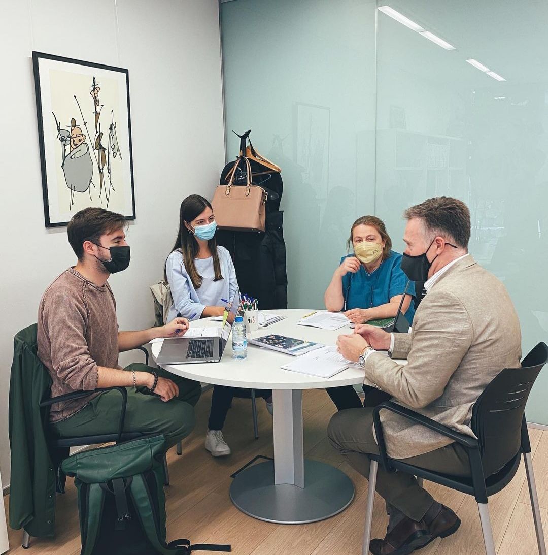 El Fòrum de Joventut en la seva reunió amb els Liberals