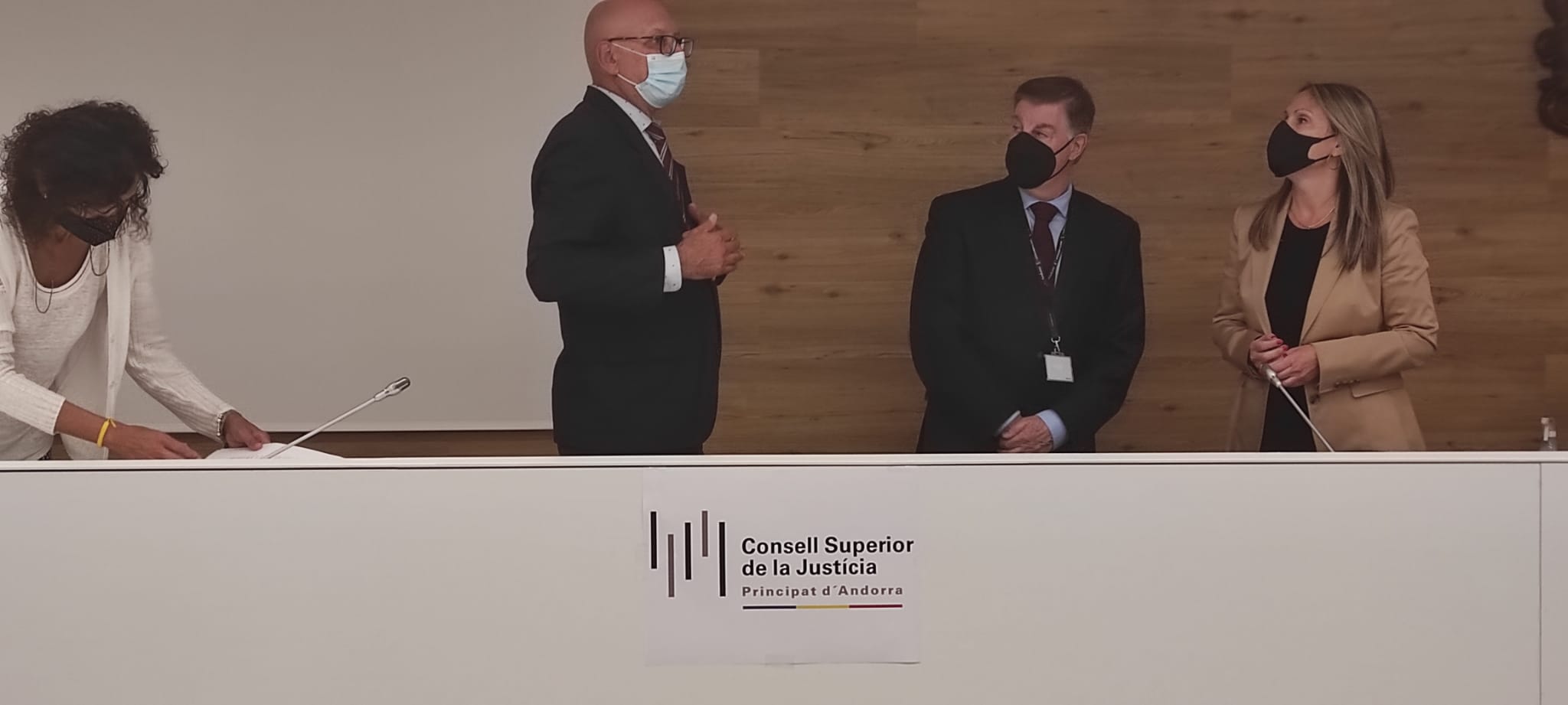 Presentació dels convenis entre l'Ud'A i el Consell Superior.