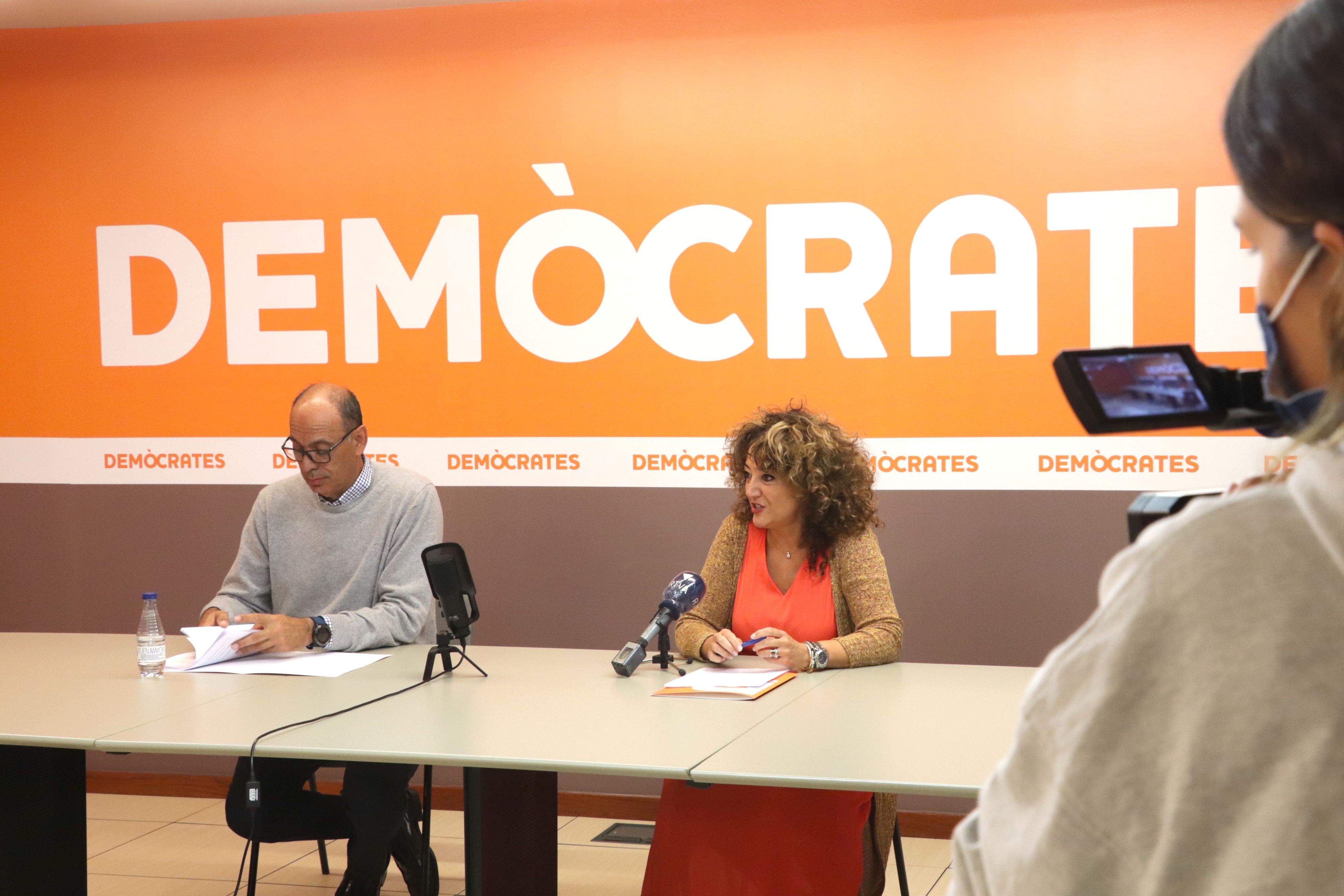 Jaume Serra i Rosalina Areny han presentat el congrés.