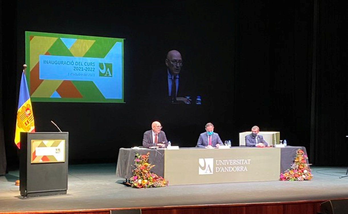 Nicolau, Espot i Majoral durant l'acte d'inauguració.