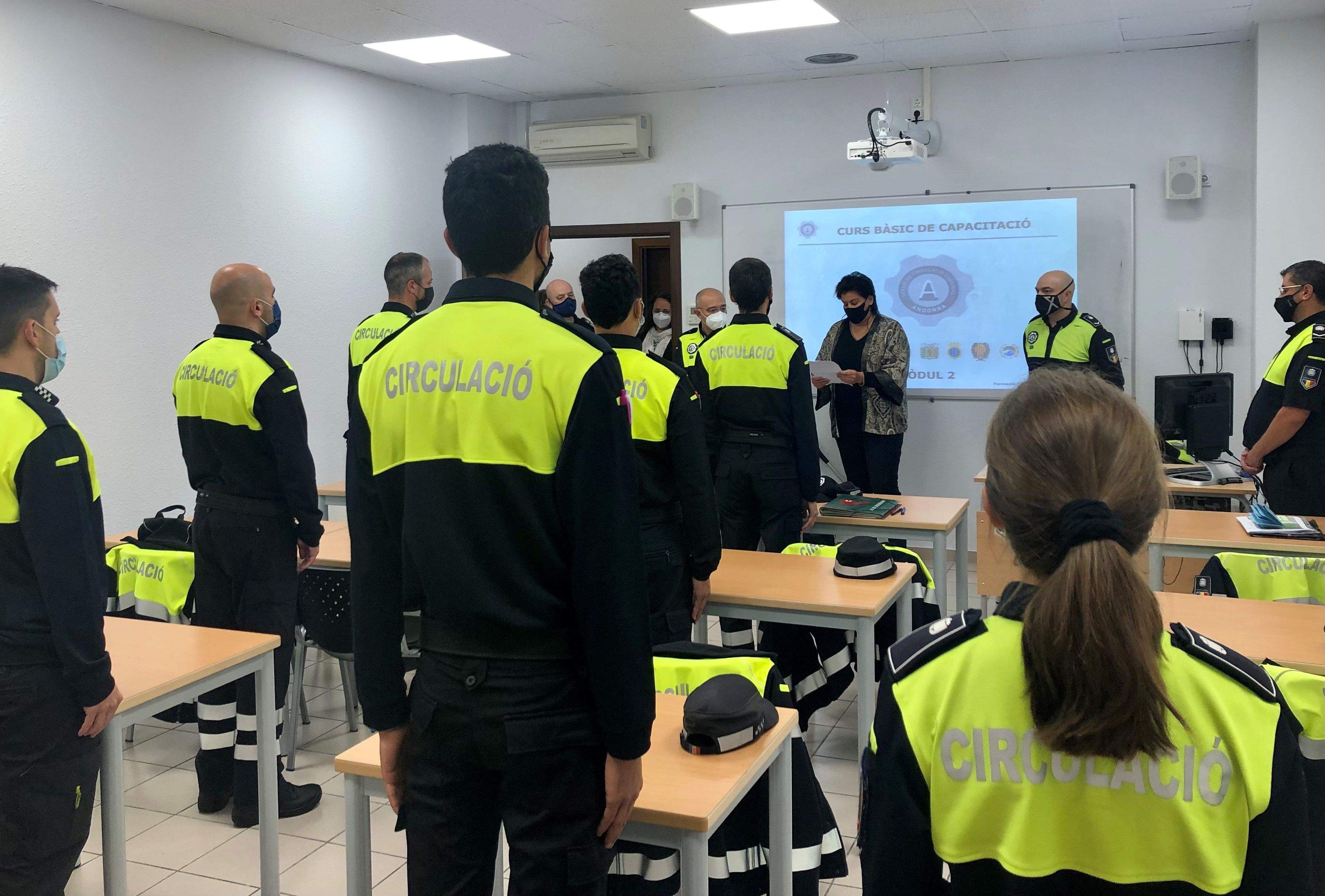 Inici del curs de capacitació, aquest dilluns.