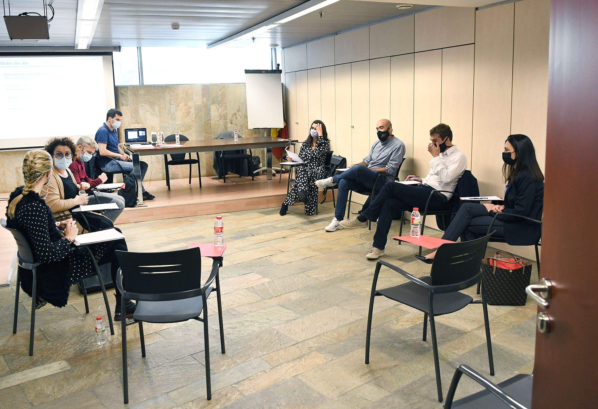 Un instant de la Taula Permanent de la Joventut.