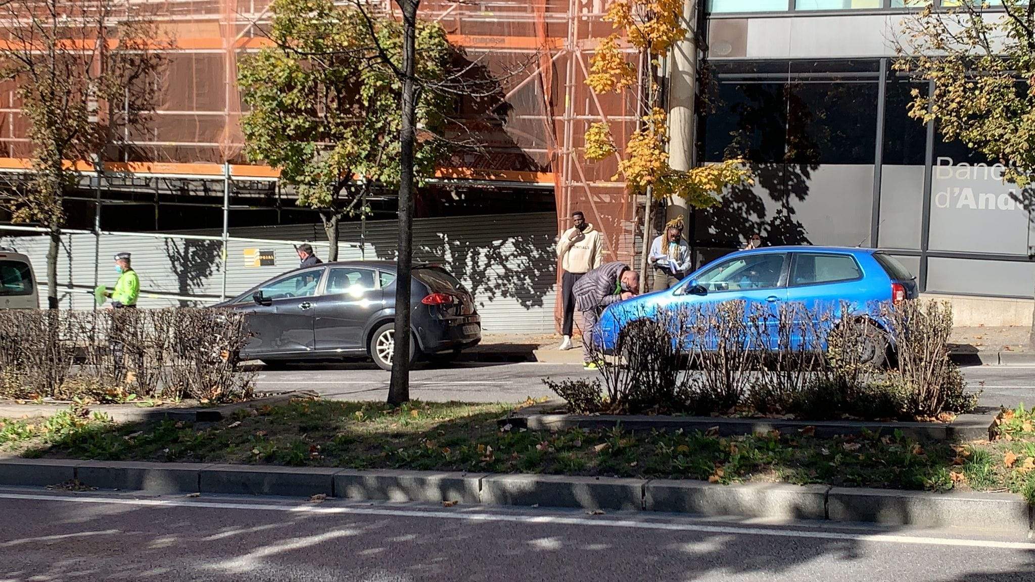 Els vehicles implicats en l'accident.