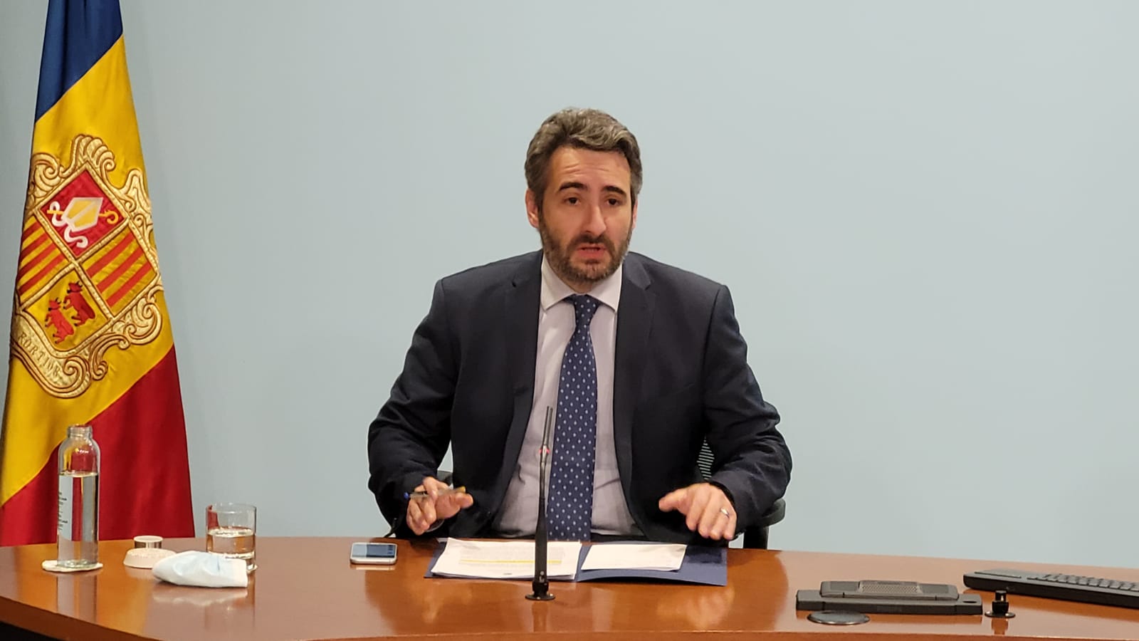 Eric Jover, ministre de Finances.