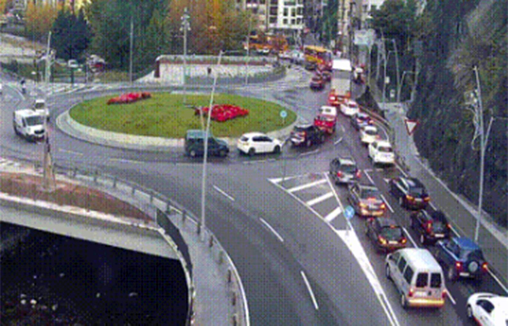 Retencions a Sant Julià causades per l'accident.