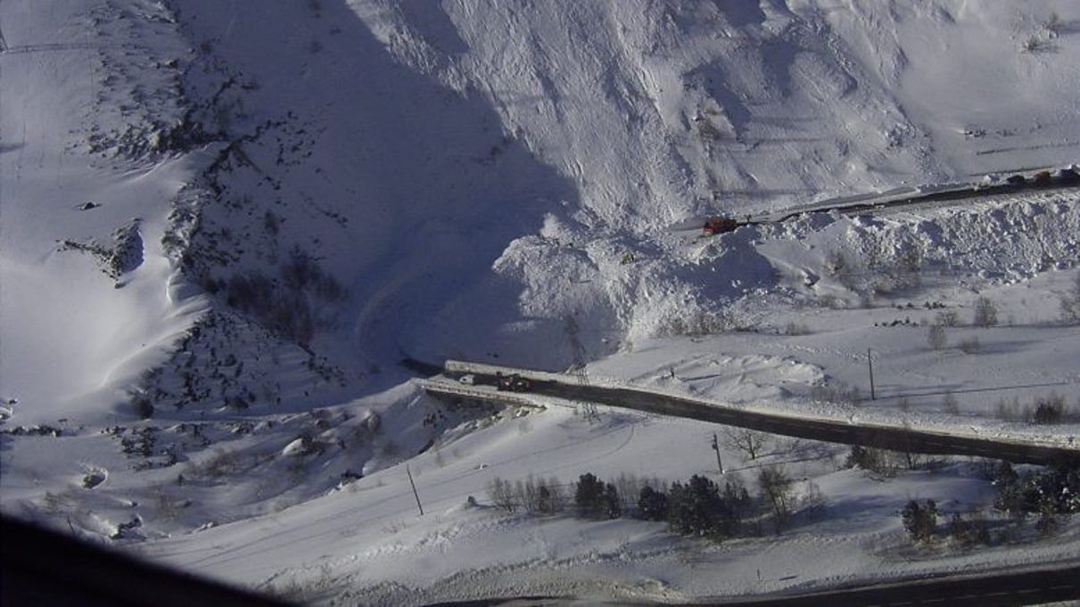 Una allau al corredor H2 l'hivern del 2005.