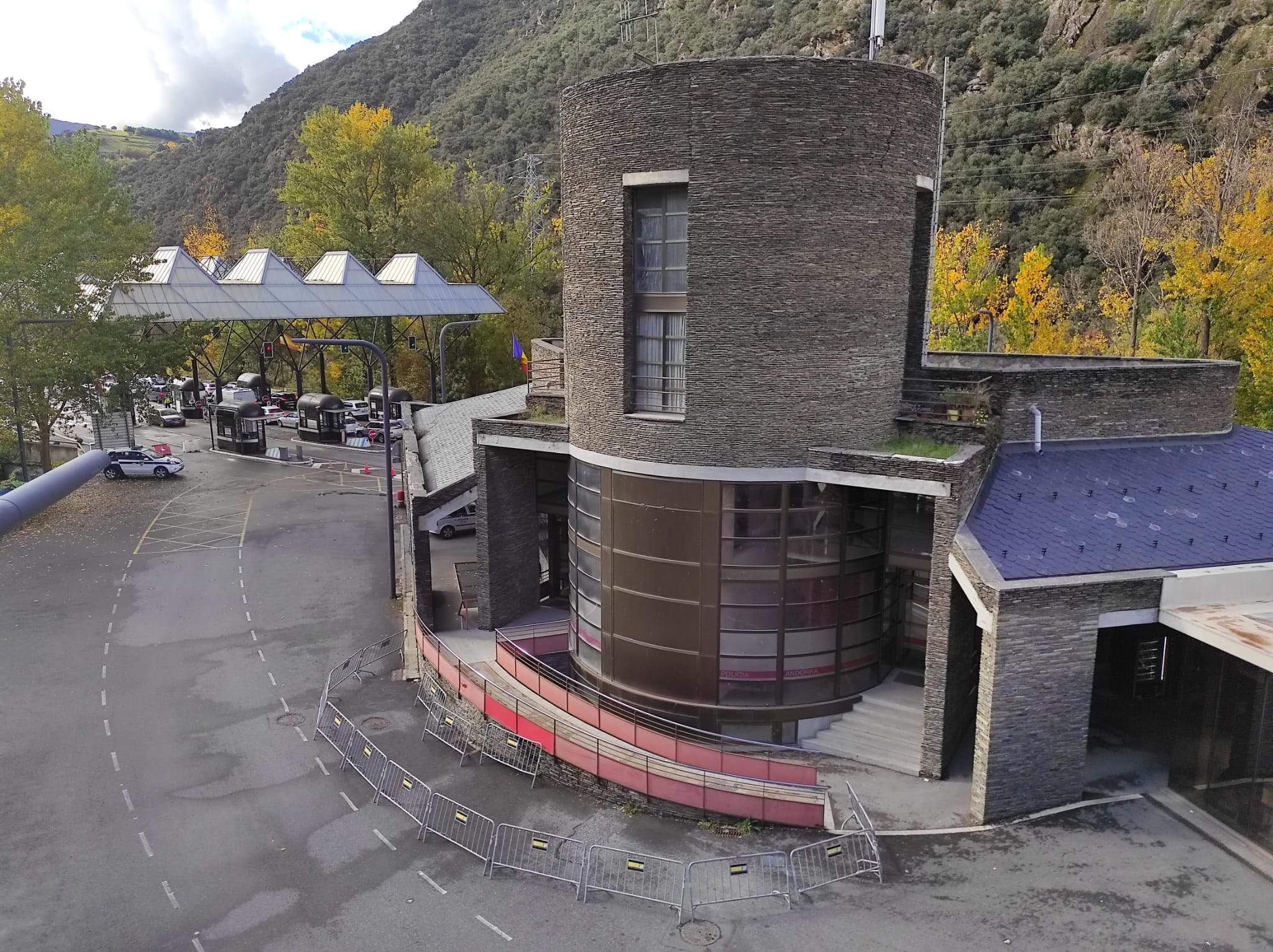 La zona on s'haurà d'actuar senyalitzada amb tanques.