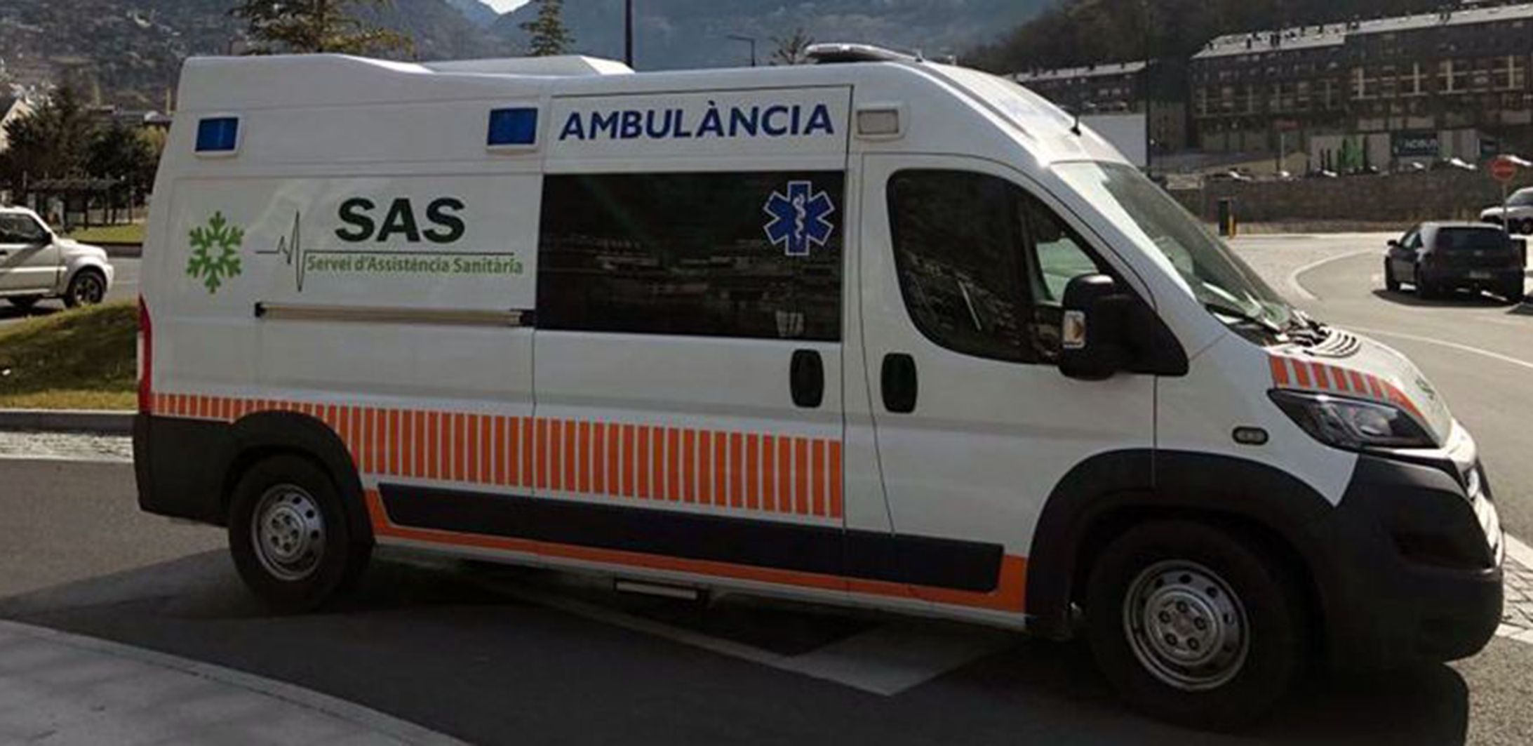 Un dels vehicles usats fins ara per SAS Ambulàncies. Un dels vehicles usats fins ara per SAS Ambulàncies.