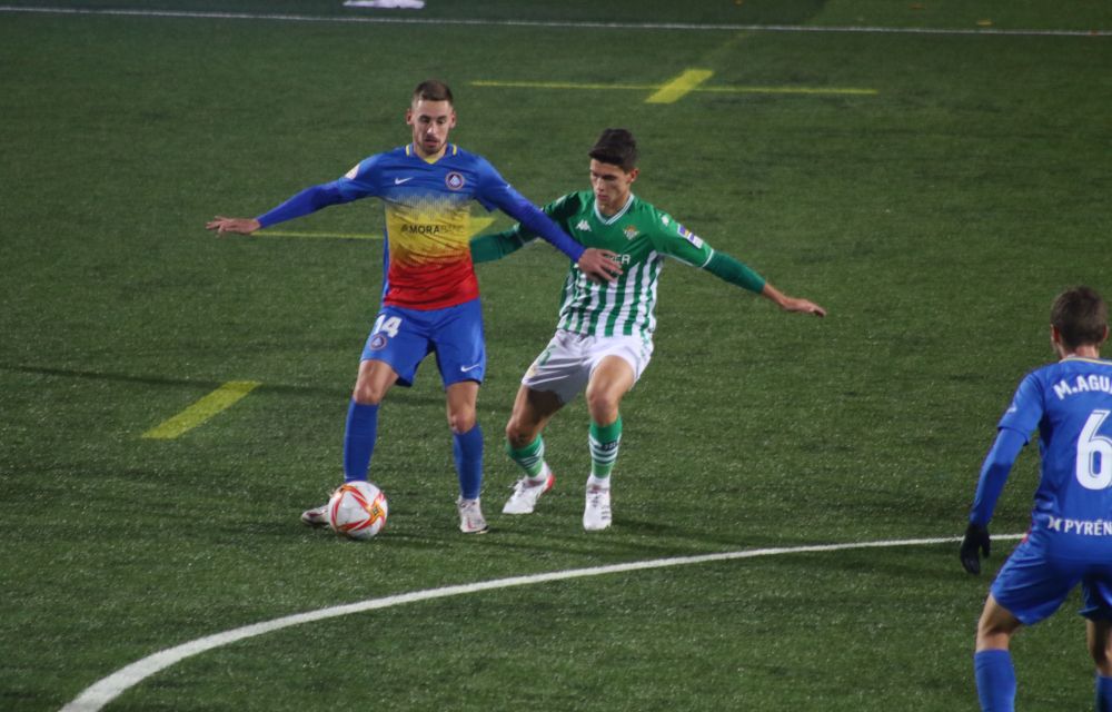 Sergio Molina, amb la pilota, i Marc Aguado han protagonitzat el primer gol.