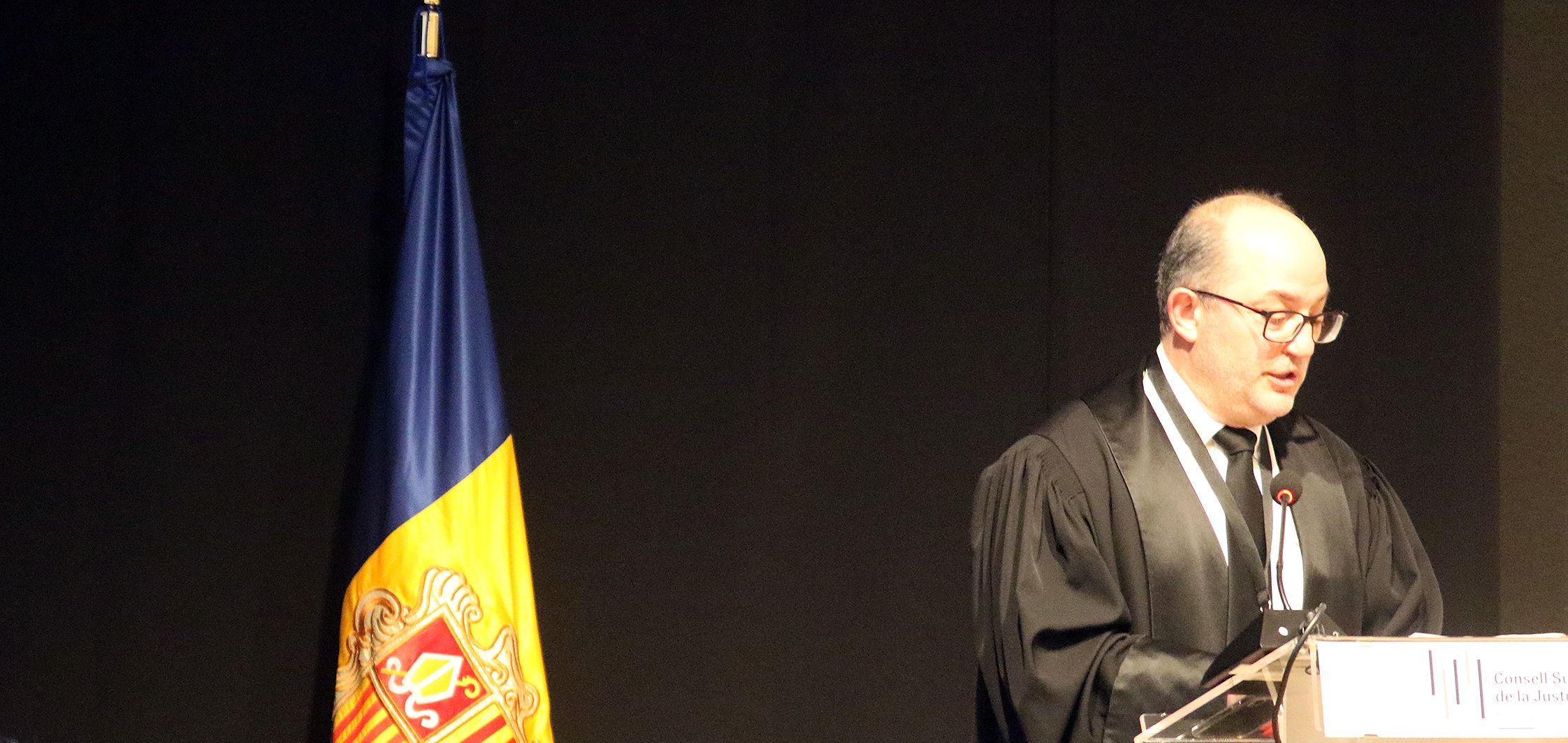 El fiscal general, Alfons Alberca, intervenint en un acte.