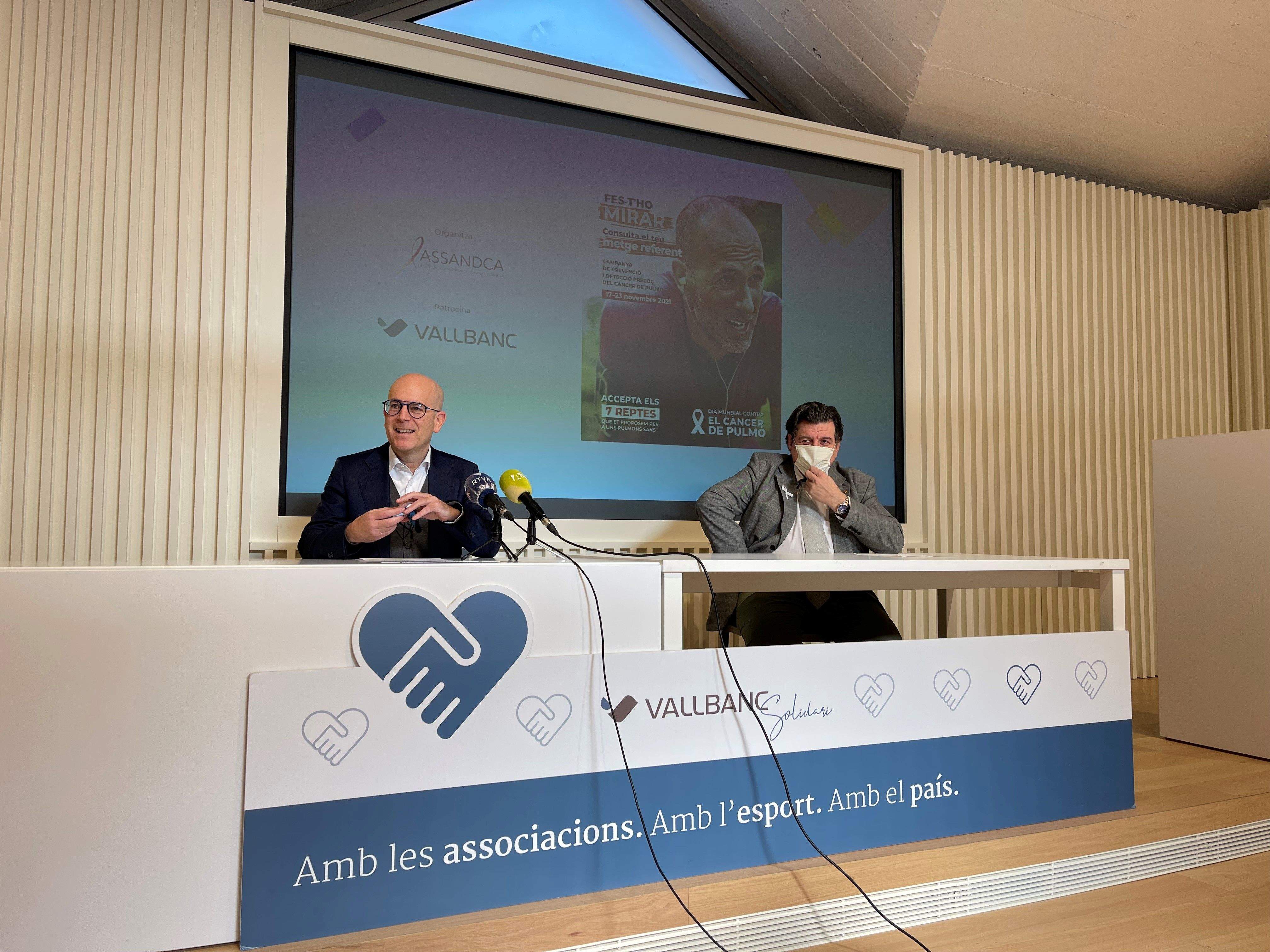 Un instant de la compareixença per presentar la campanya.