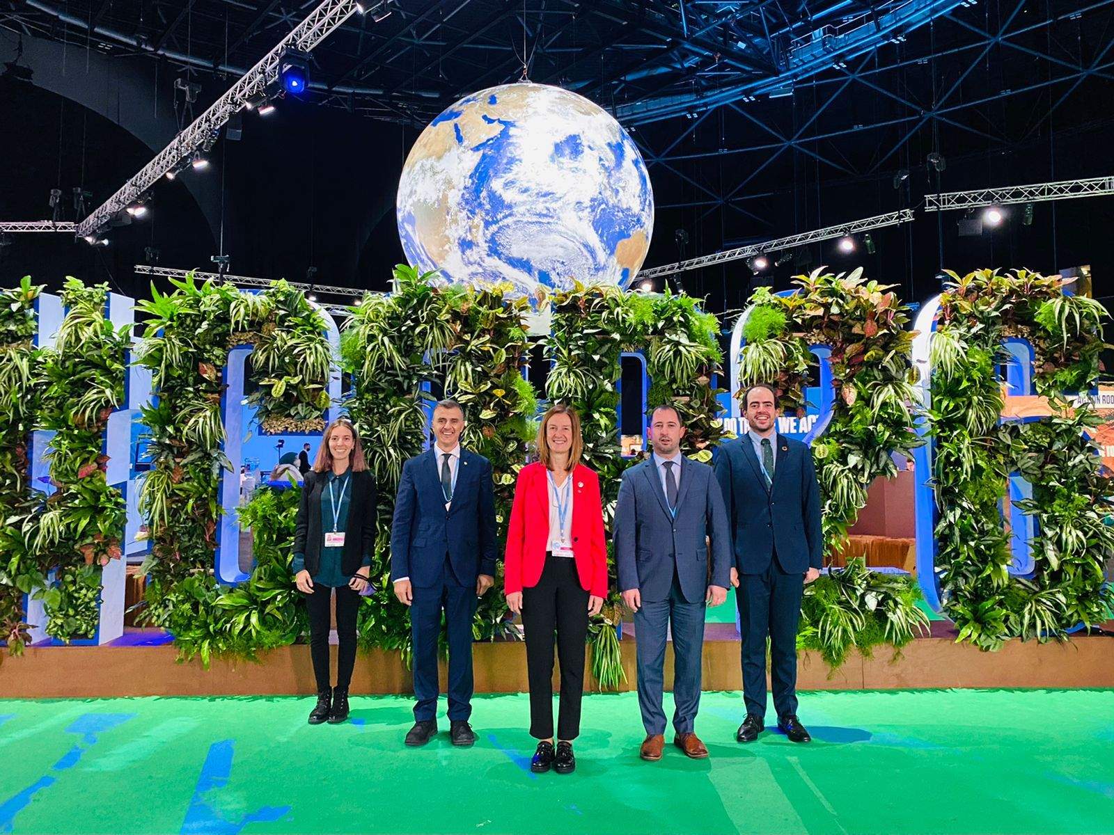 Calvó i altres membres de la delegació andorrana a Glasgow.