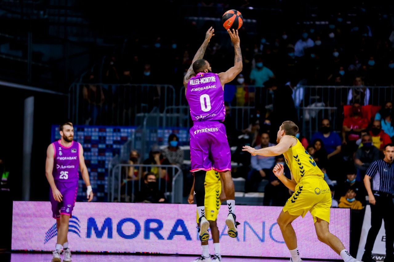 L'home que ha aconseguit la victòria per al MoraBanc, Codi Miller-McIntyre.