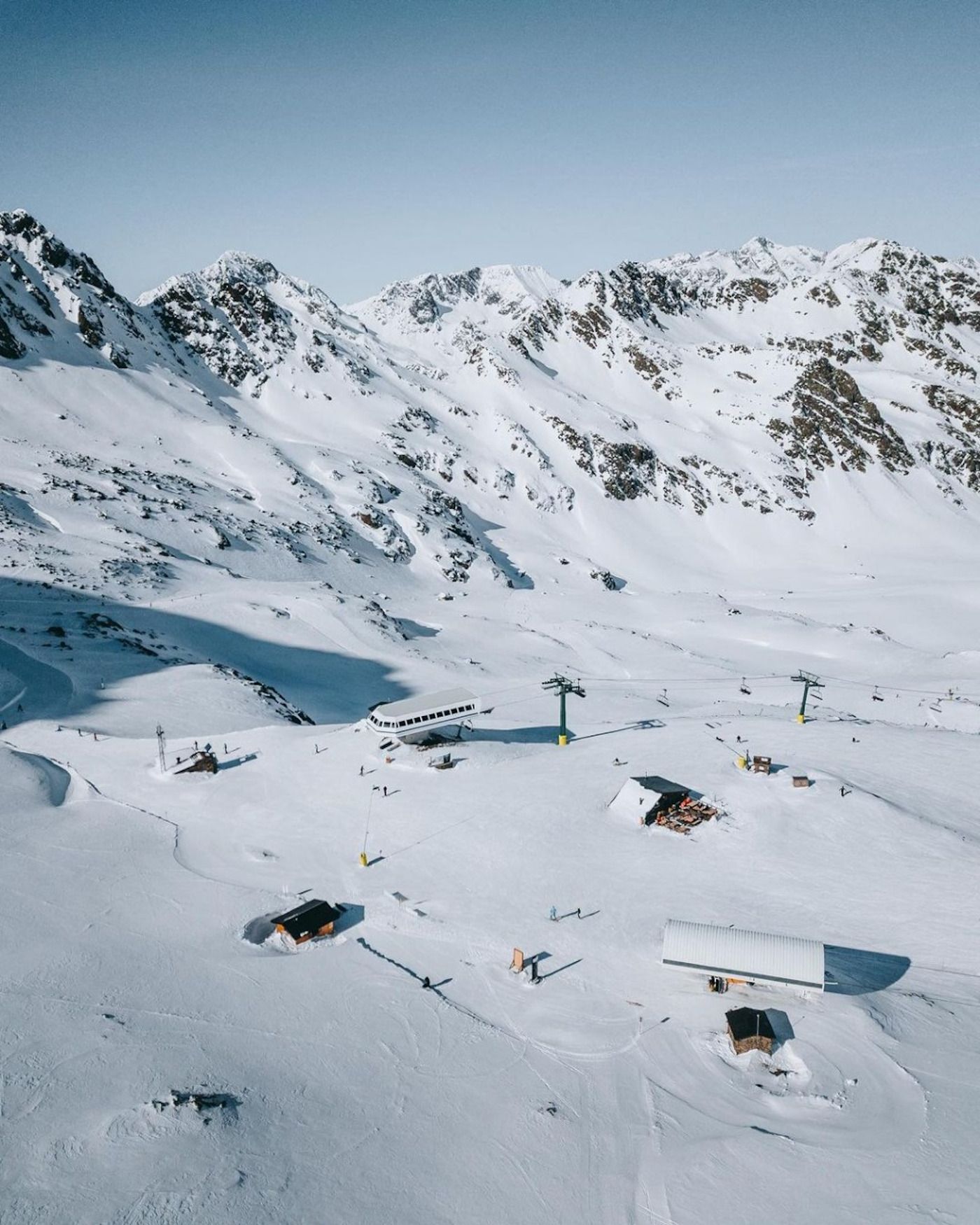 Pistes d'Ordino-Arcalís, amb la neu caiguda aquesta matinada.