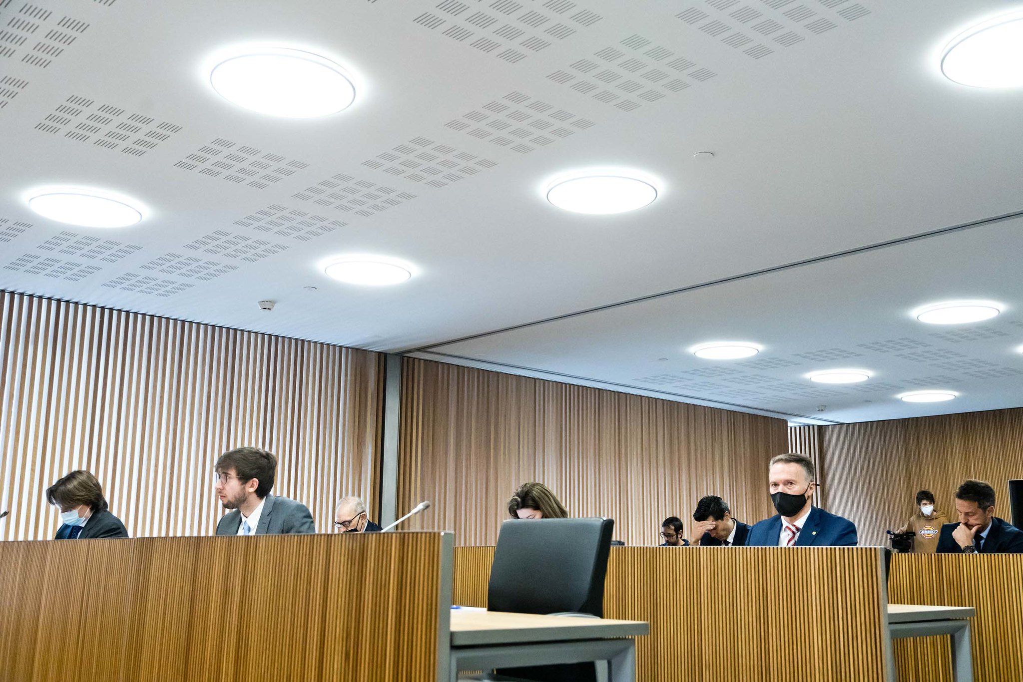 Consellers generals membres de la comissió de Finances durant una compareixença. Consellers generals membres de la comissió de Finances durant una compareixença.