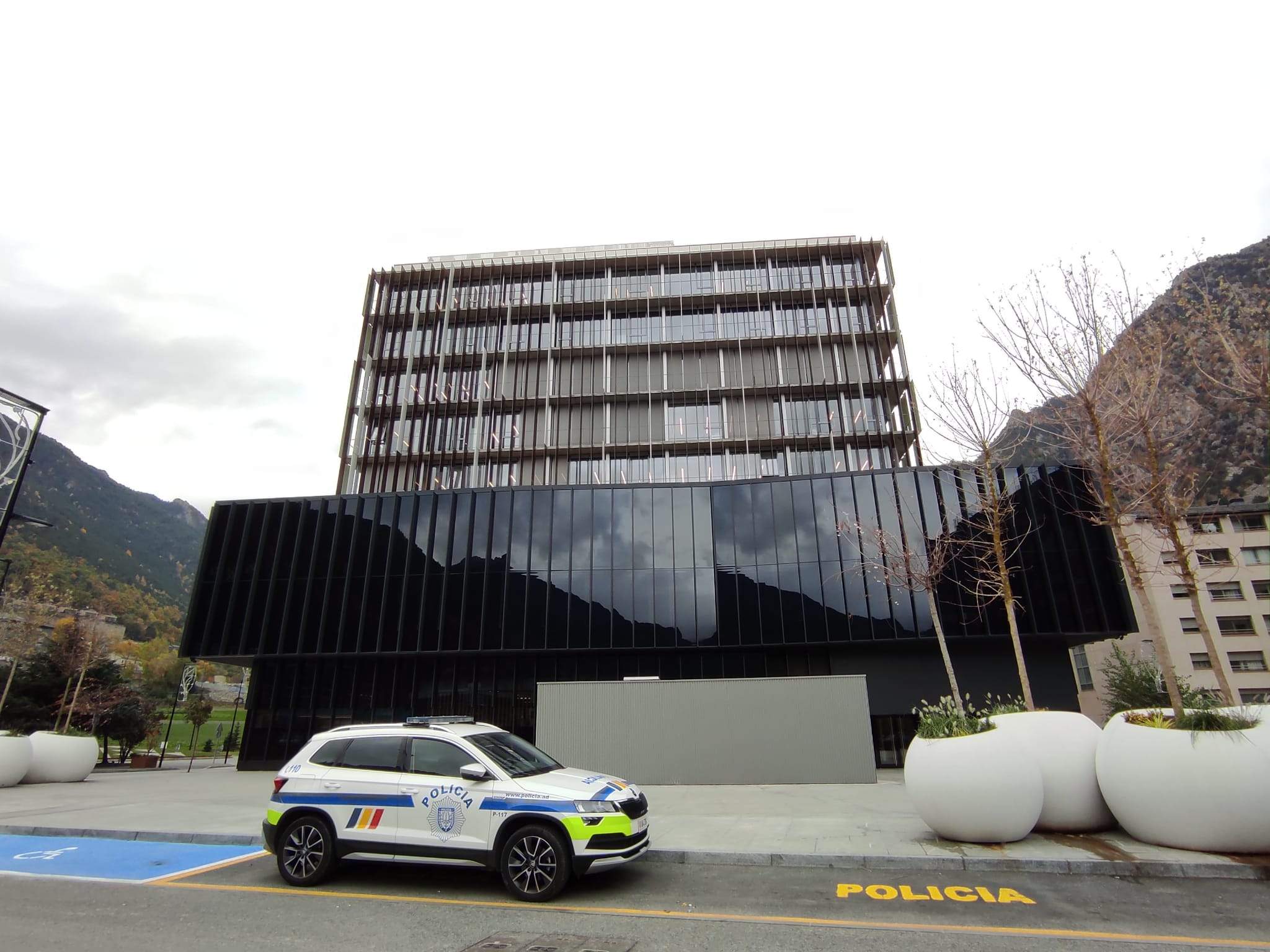 La Justícia ha avalat el concurs de caporals de policia.