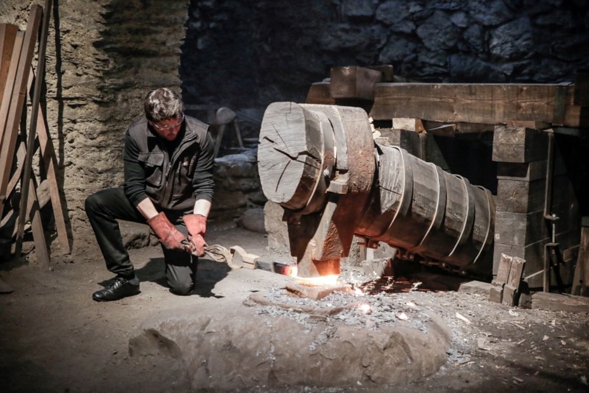 Demostració a la Farga Rossell.