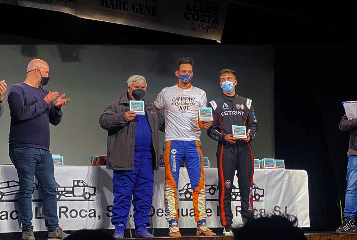 El podi de la cursa, amb Montellà al capdavant.