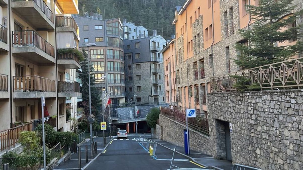 El carrer Mirador després de les obres.