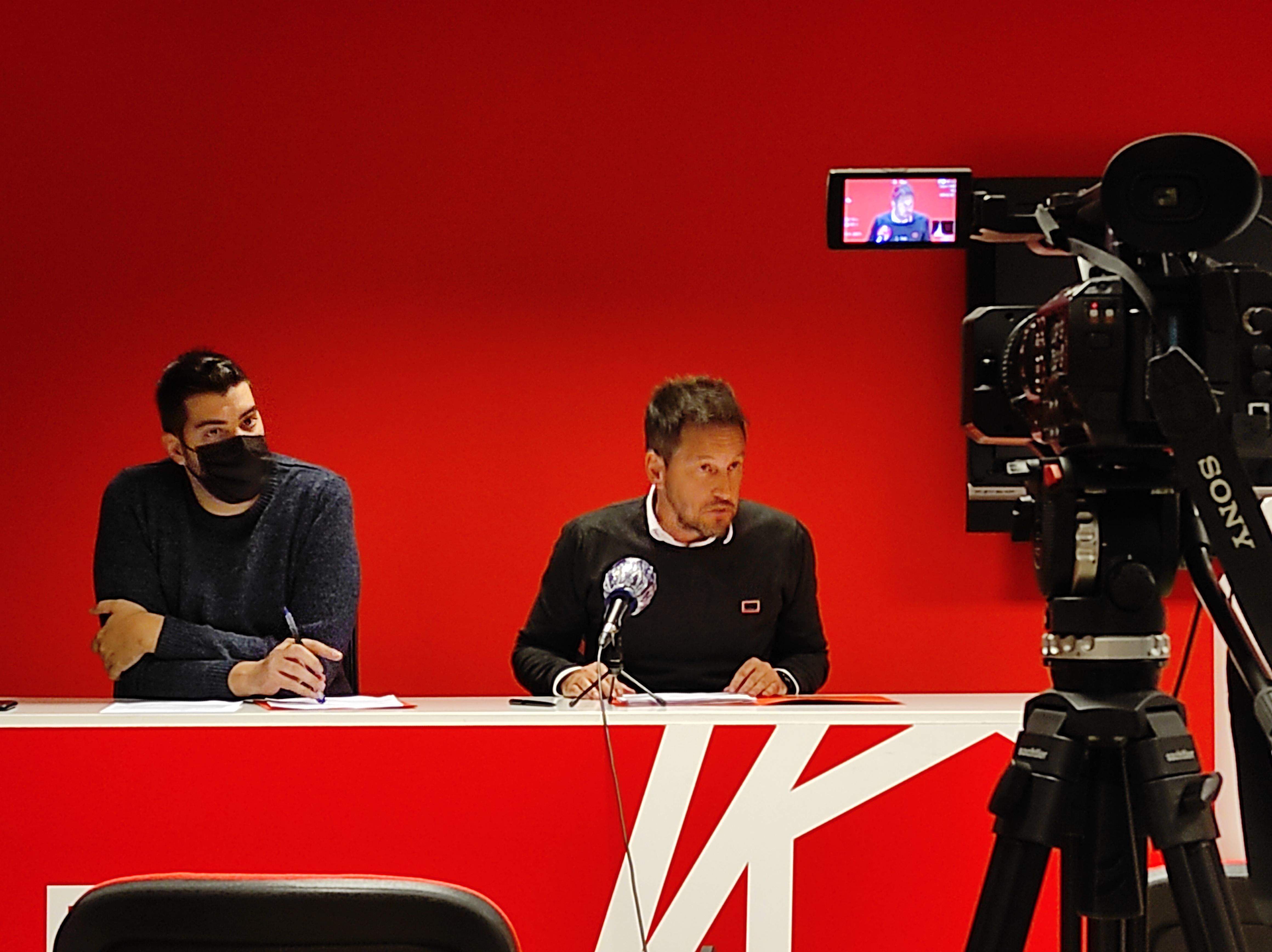 Pere Baró i Pere López durant la compareixença d'aquesta tarda.