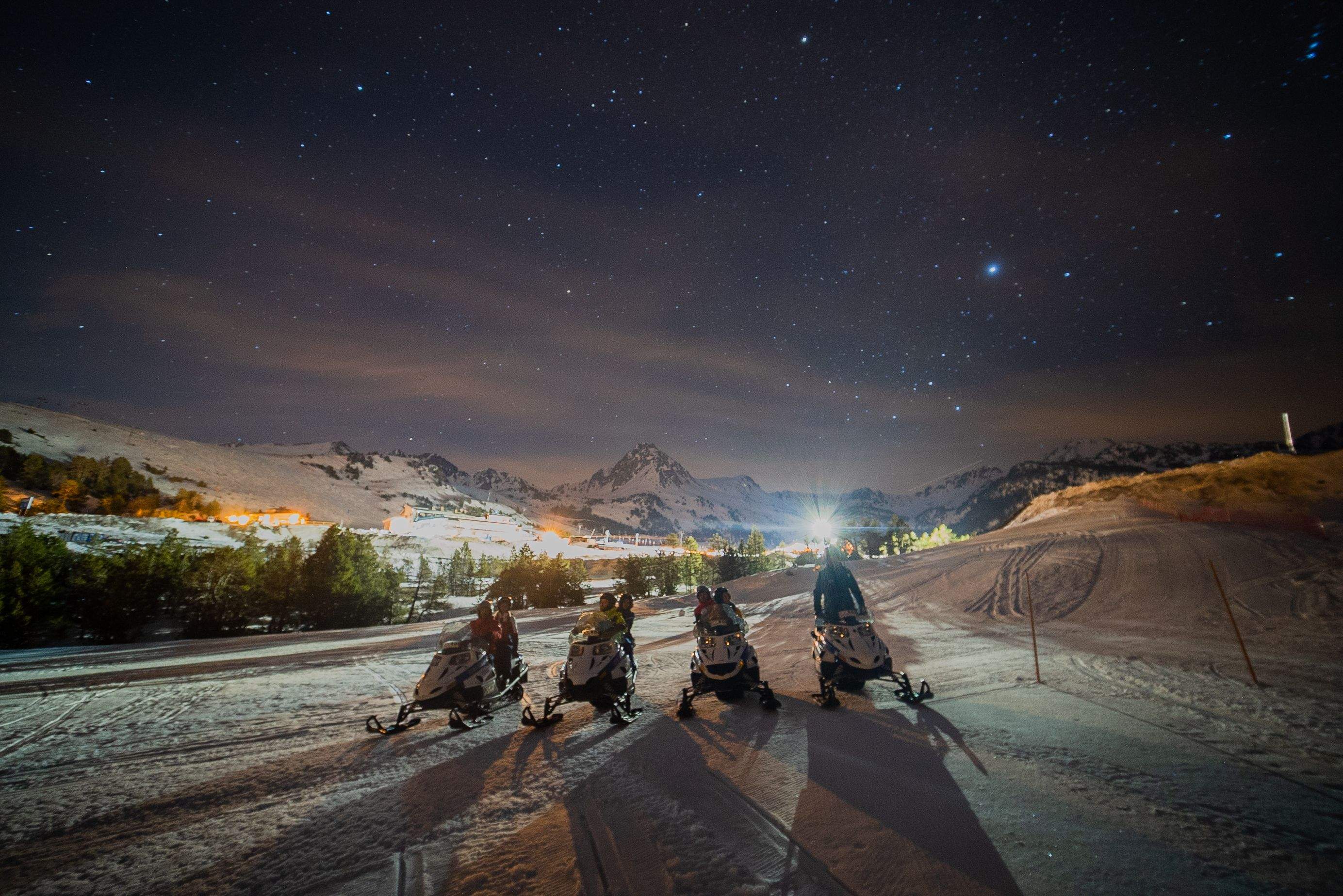 L'activitat de motos de neu a Grandvalira.