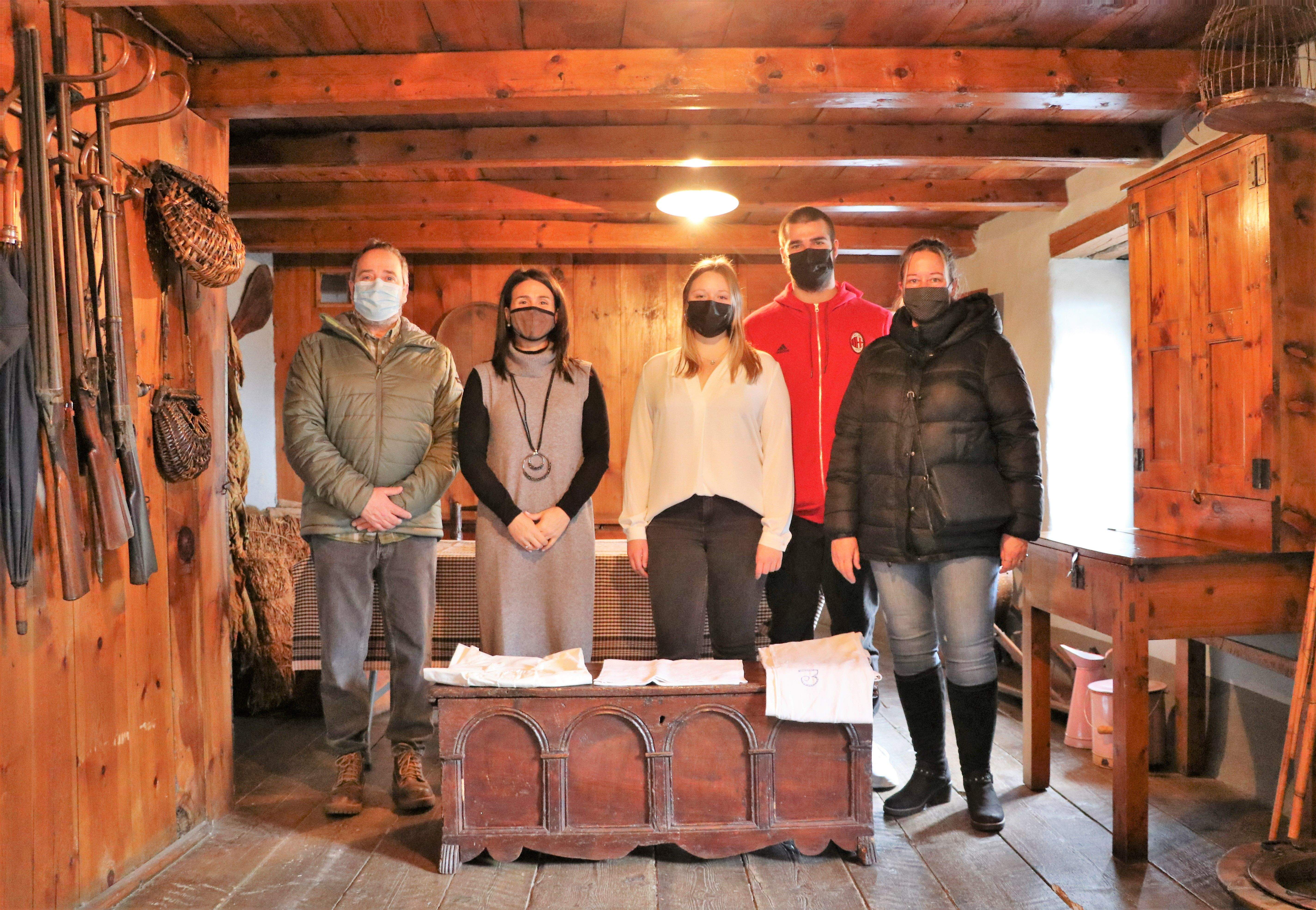 La caixa de núvia ha estat cedida per Andrea Montero al comú d'Encamp.