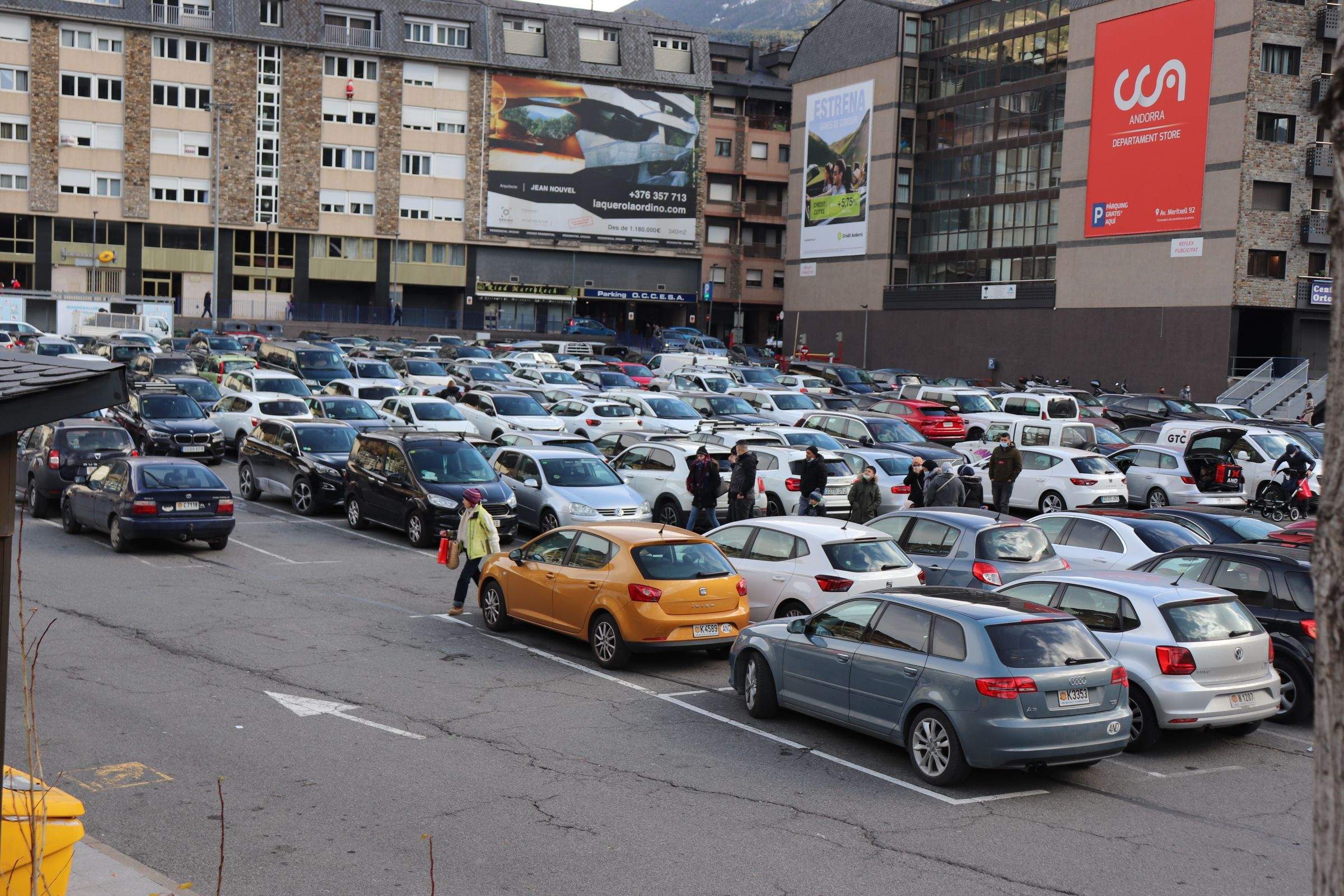 El pàrquing del Parc Central, força utilitzat pels ciutadans.