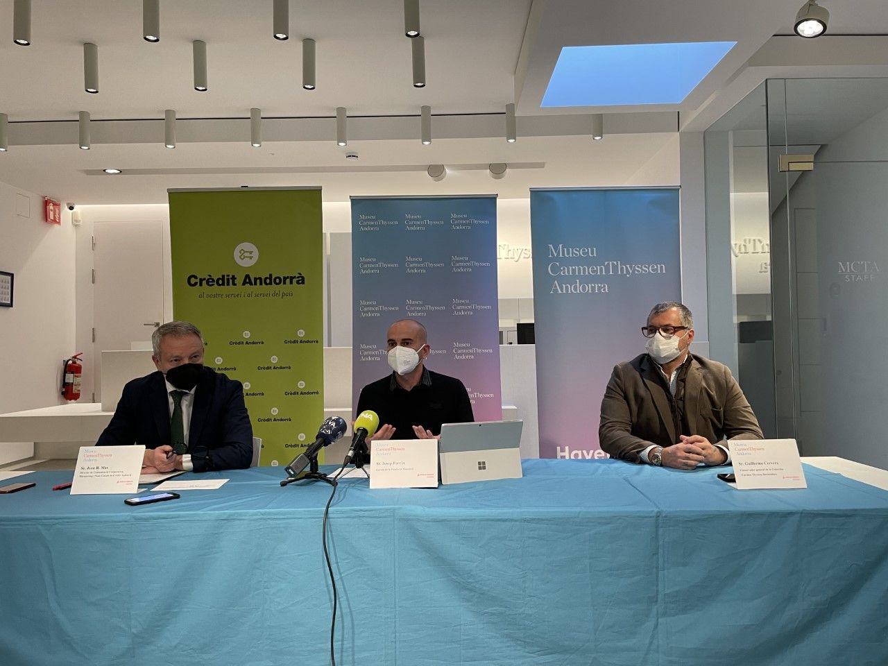 Joan R. Mas, Jordi Farràs i Guille Cervera durant la roda de premsa d'aquest dilluns.