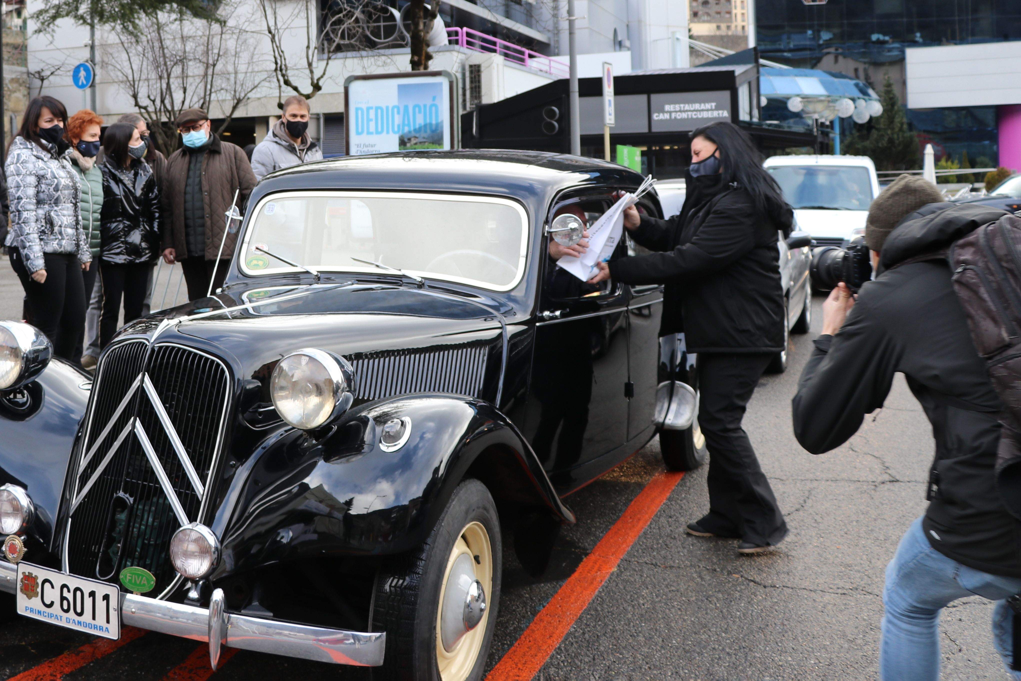 Repartiment de l'escudella l'any passat.