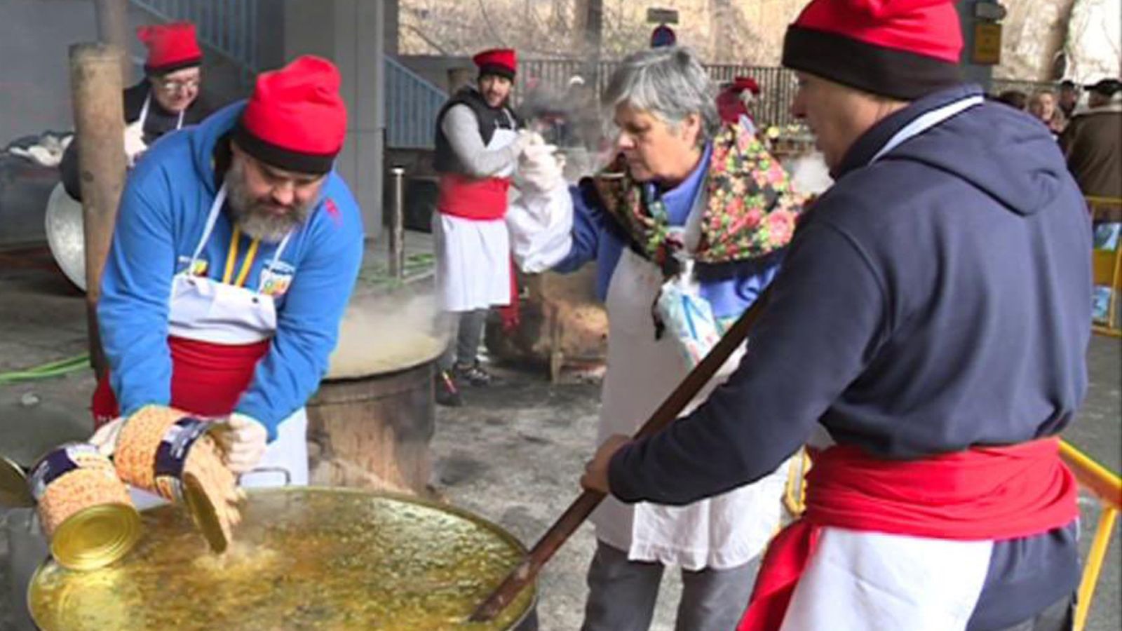 Una imatge d'una edició anterior de l'escudella.