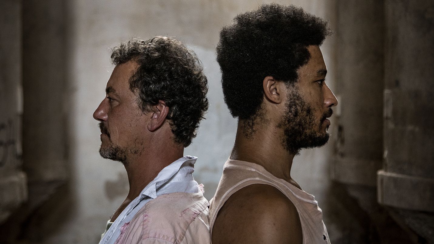 Roger Casamajor i Òscar Kopoya a 'El ventre del mar'.