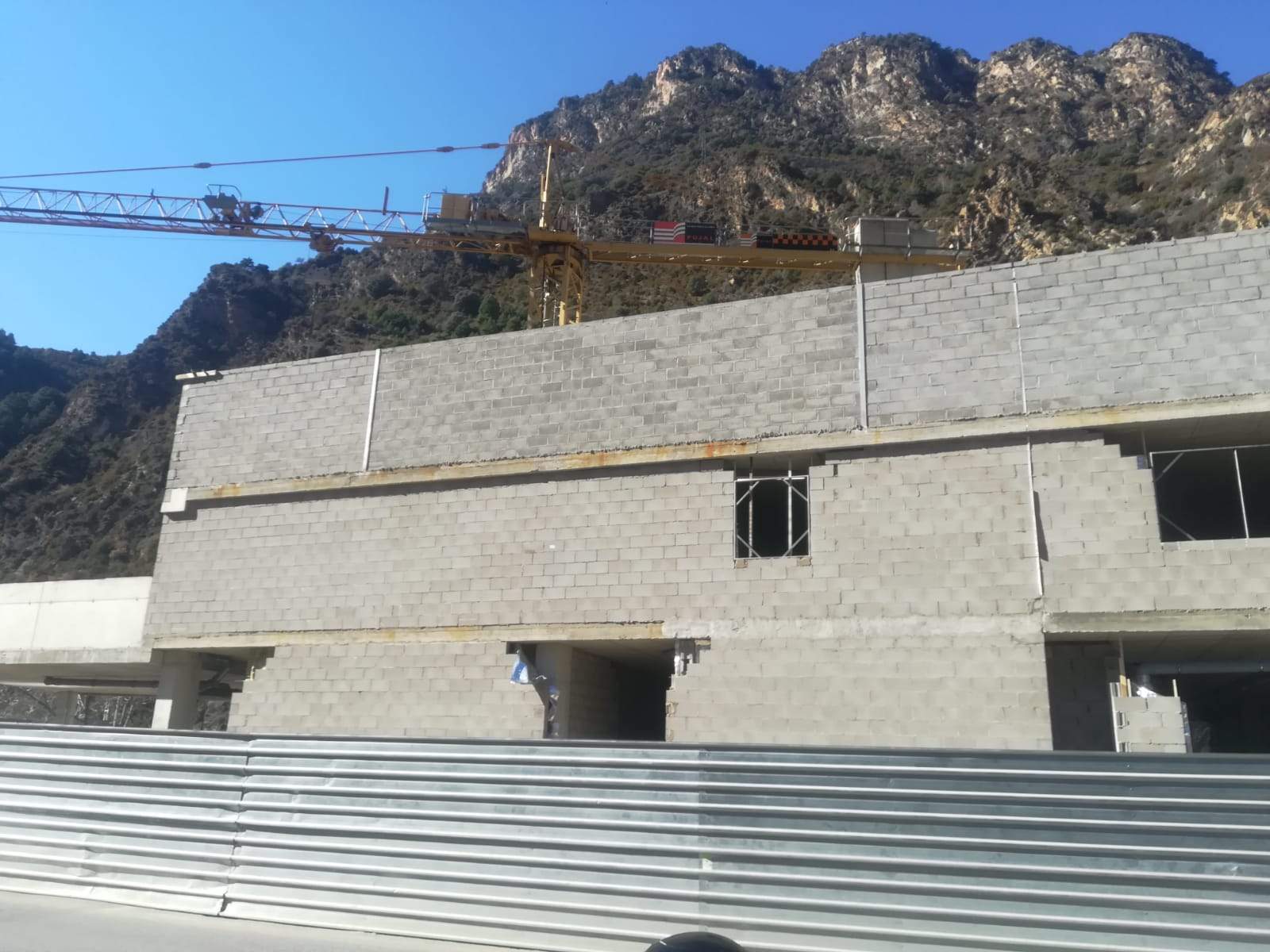 L'edifici R15, dijous passat.