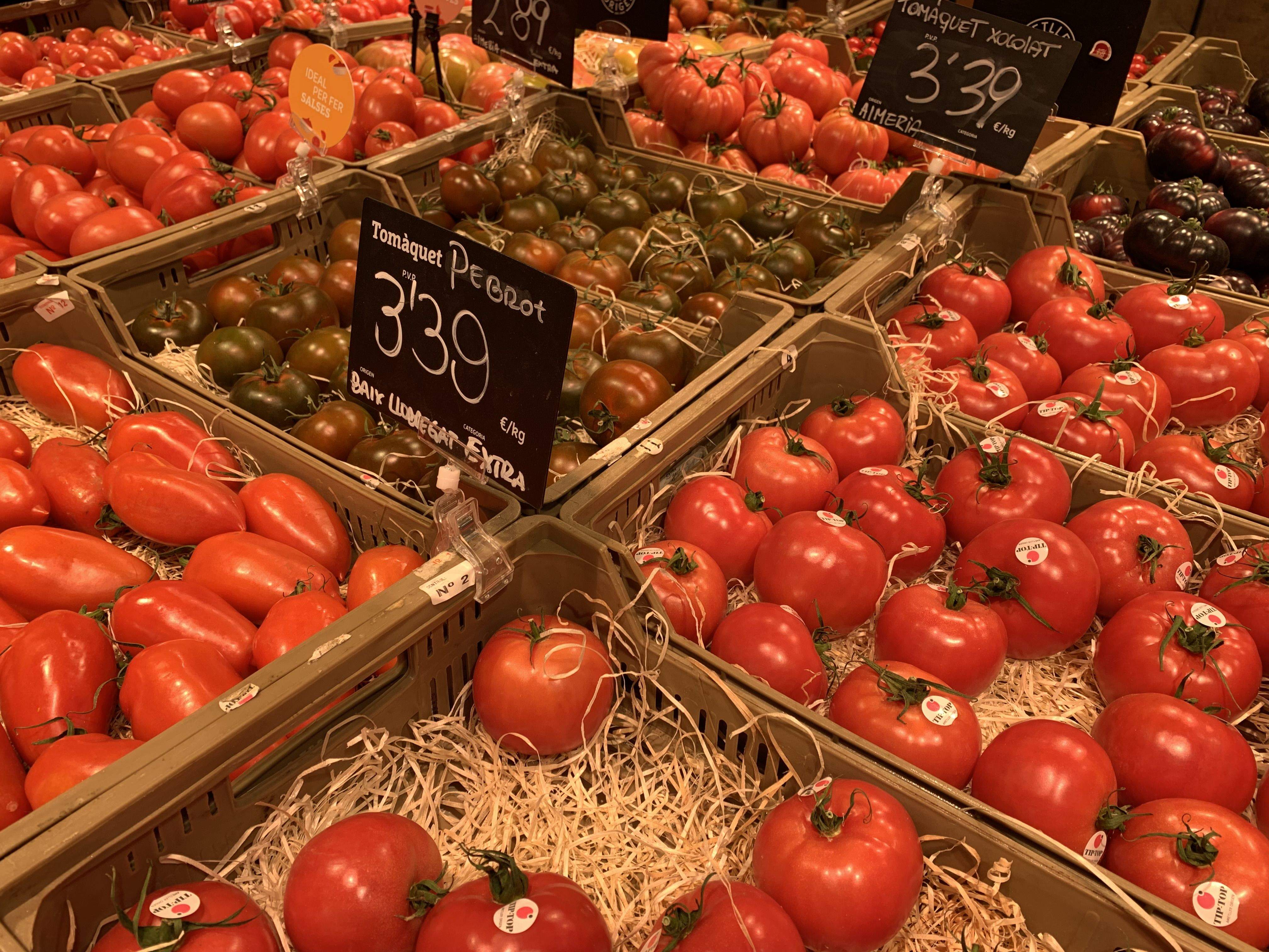 Els productes frescos són dels que més noten l'encariment de preus.