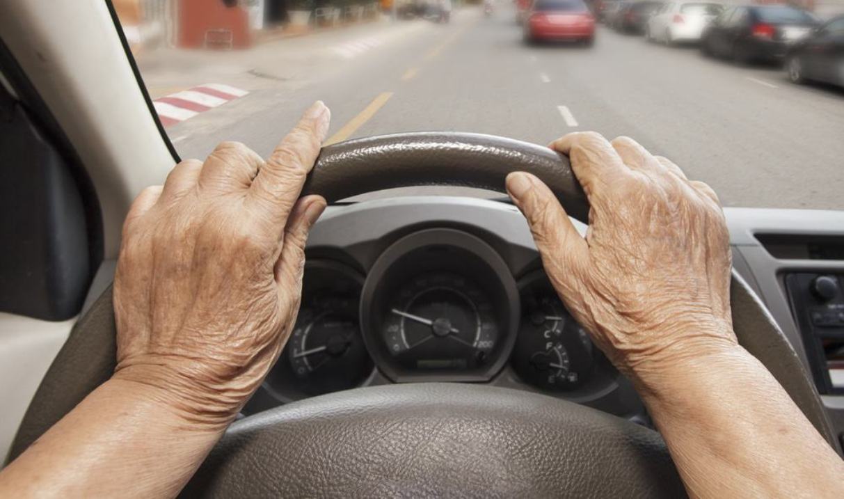 Els conductors de més de 60 anys han augmentat un 6,2% durant el 2021.