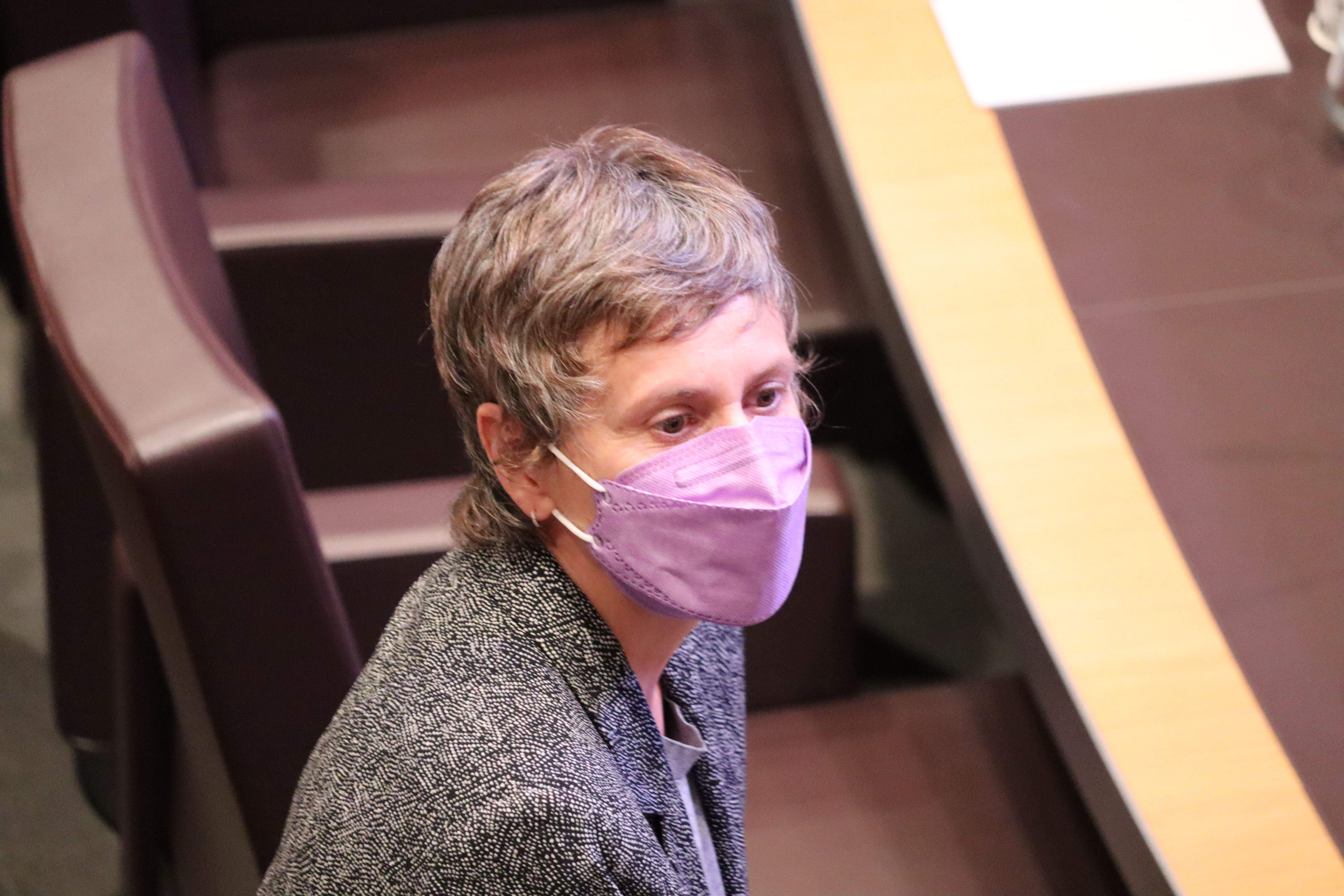 Susanna Vela al seu escó parlamentari.