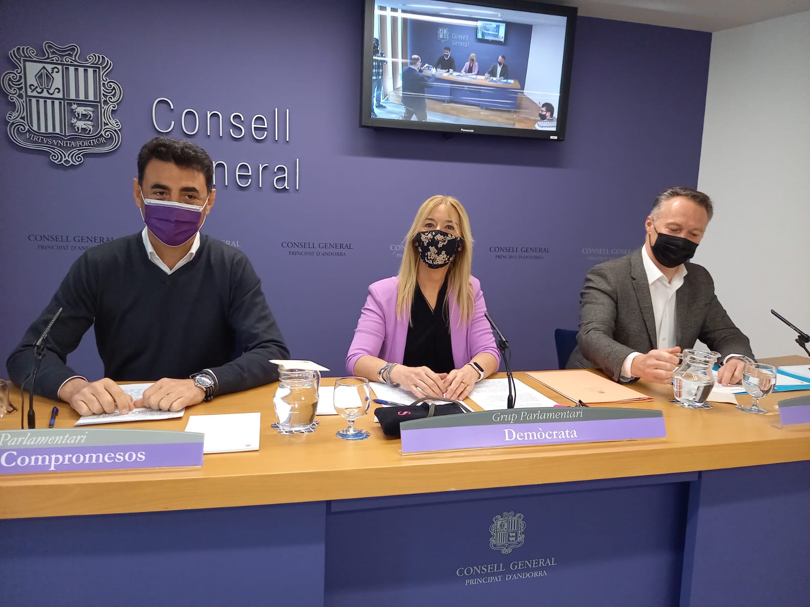 Ferré, Codina i Costa, durant la roda de premsa de presentació de les esmenes.