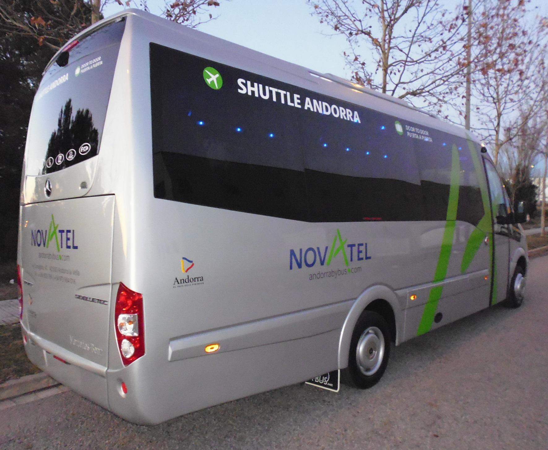 Un bus de Novatel, l'empresa adjudicatària del servei.