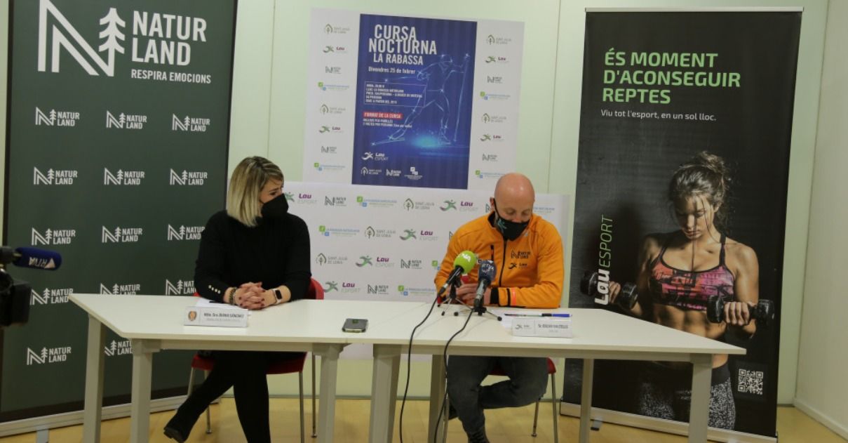 La consellera Diana Sánchez i el director de Lauesports, Òscar Balcells.