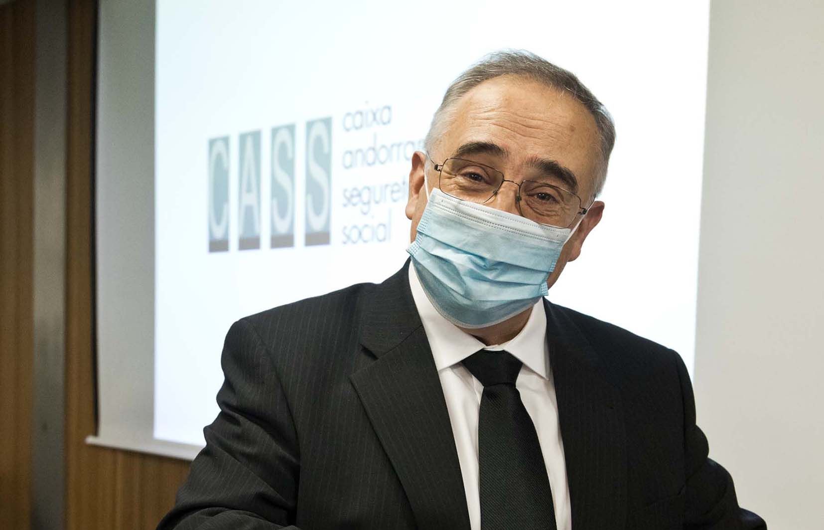 Albert Font en una compareixença al Consell General com a president de la CASS.