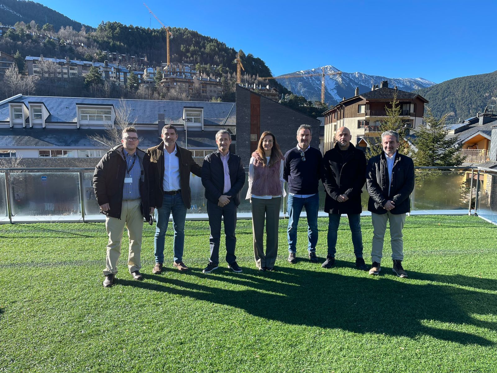 Representants de la junta amb la ministra i el secretari d'Estat d'Esports.