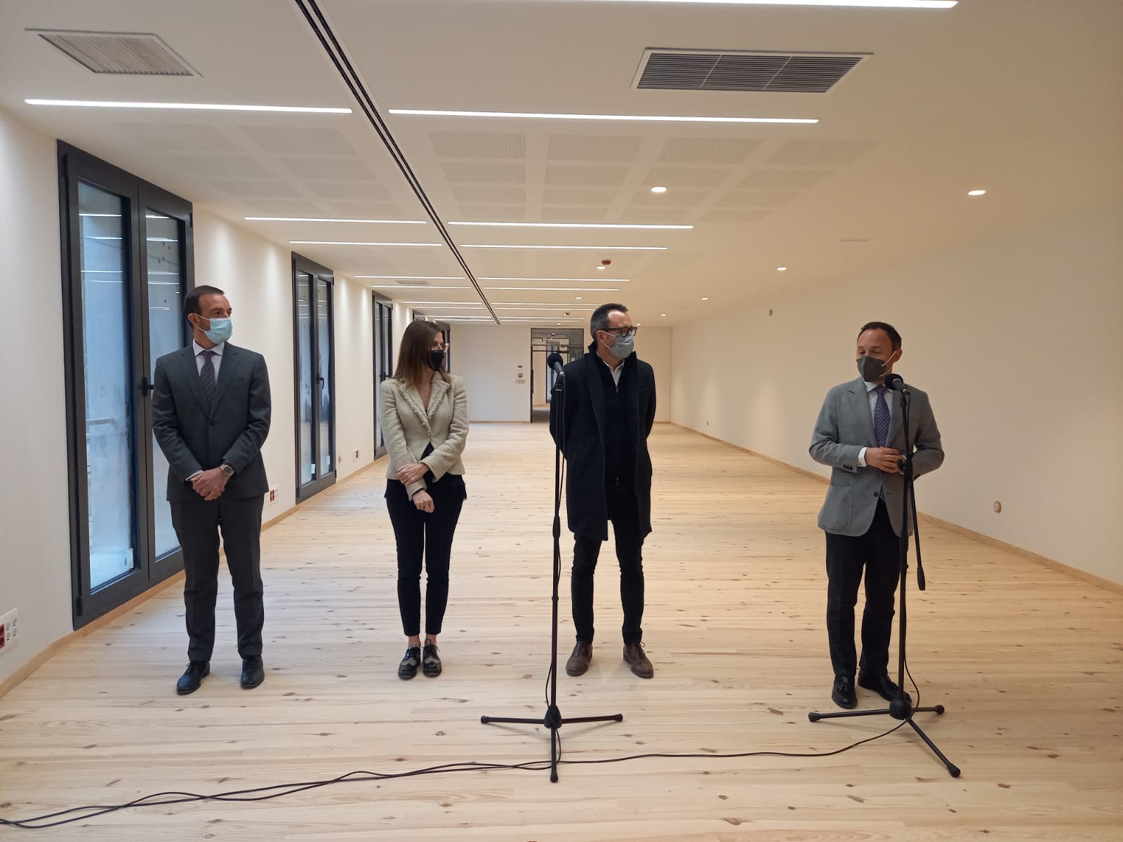 Jordi Torres, Sílvia Riva, Víctor Filloy i Xavier Espot donant explicacions. Jordi Torres, Sílvia Riva, Víctor Filloy i Xavier Espot donant explicacions.