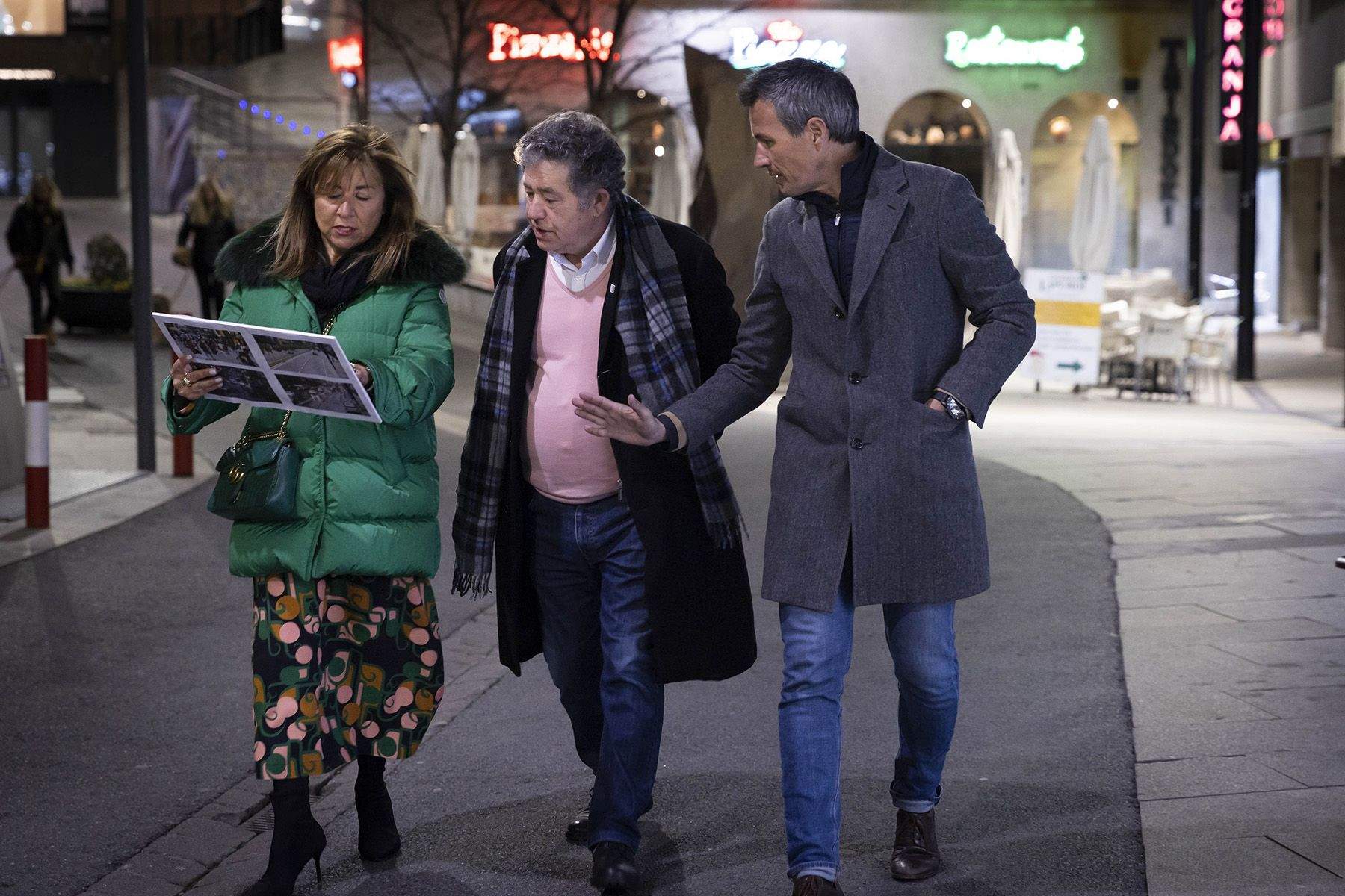 Marsol, Anxo i Astrié a la zona del passatge de l'Aigüeta.