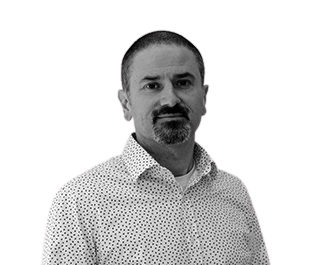 gerard estrella removebg preview