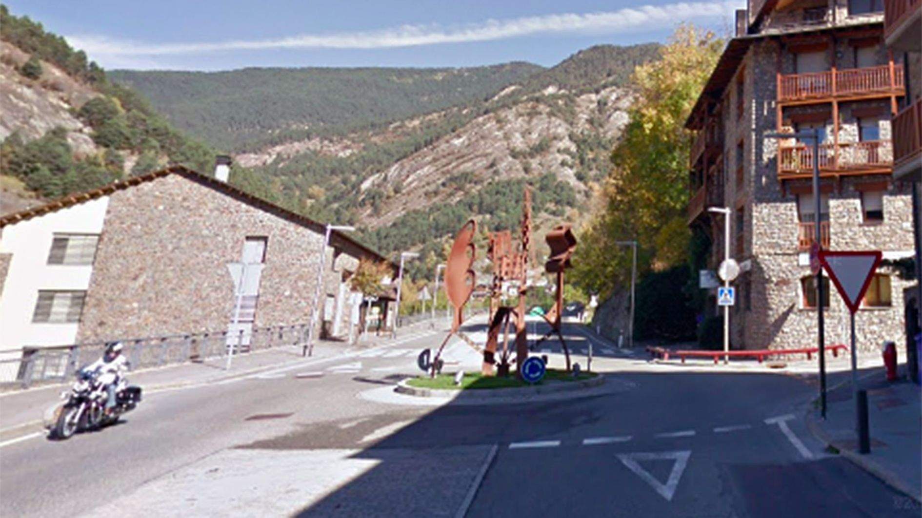 Una imatge de la rotonda de la Clota Verda.